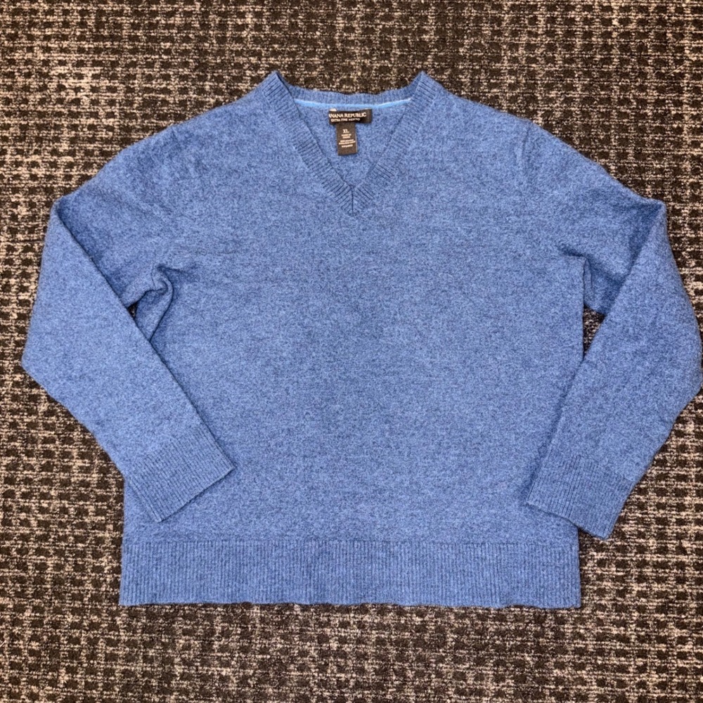 Banana Republic Blue V Neck‎ Merino Wool Pullover Sweater Boys XL
